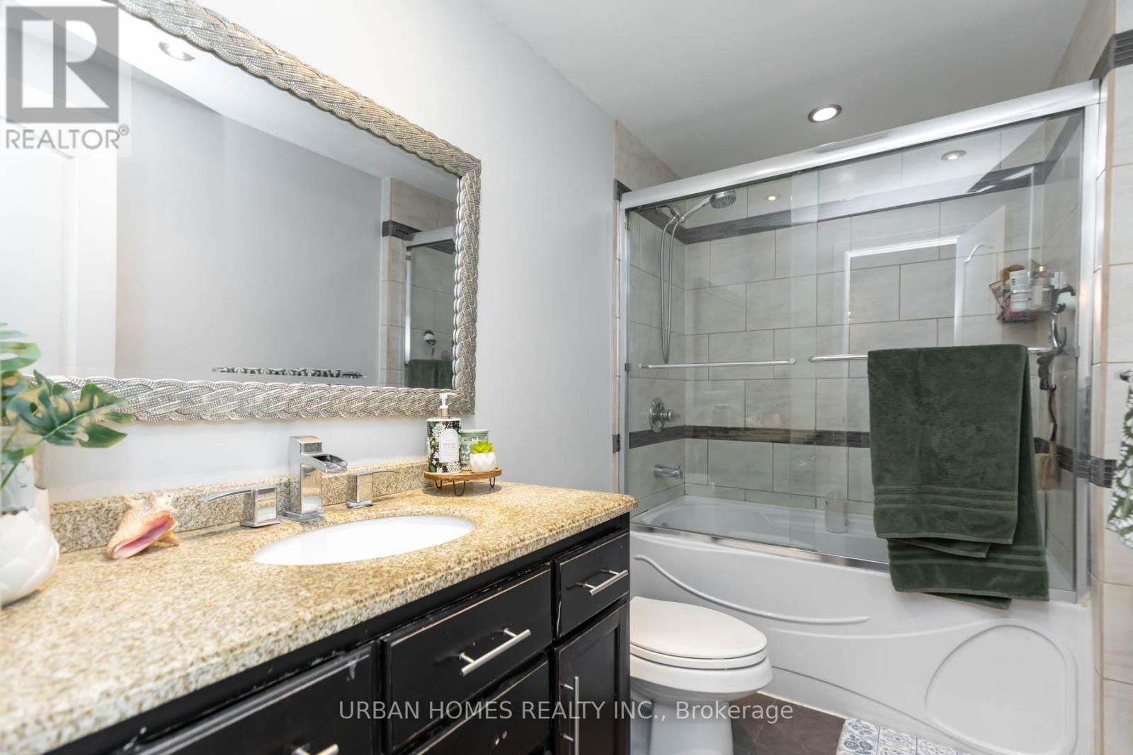 61 Bob O'link Avenue, Vaughan, Ontario  L4K 1H2 - Photo 29 - N12118254