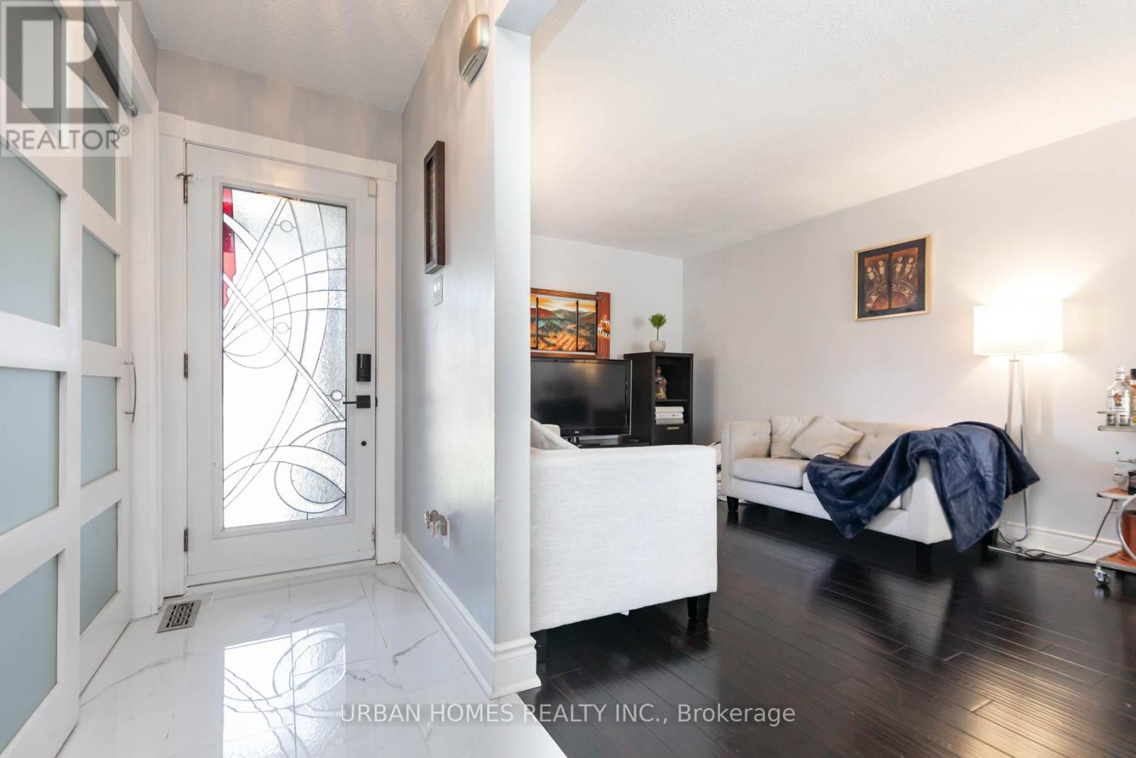 Property at 61 BOB O'LINK AVENUE image 3