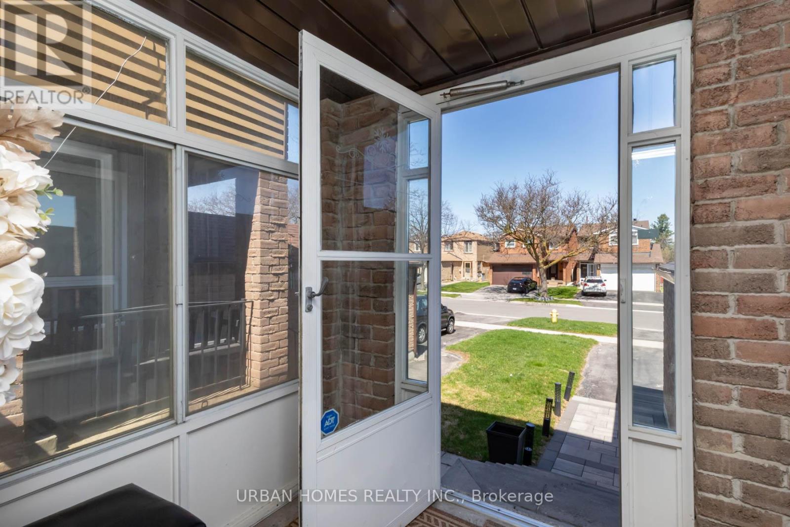 61 Bob O'link Avenue, Vaughan, Ontario  L4K 1H2 - Photo 46 - N12118254