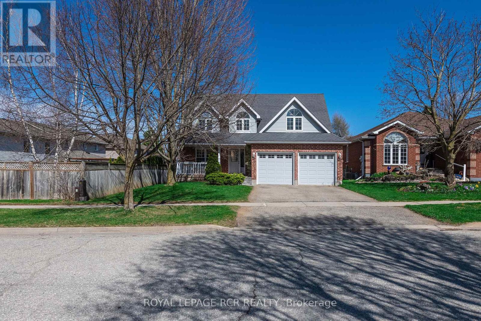 Property at 222 WALSH CRESCENT image 1