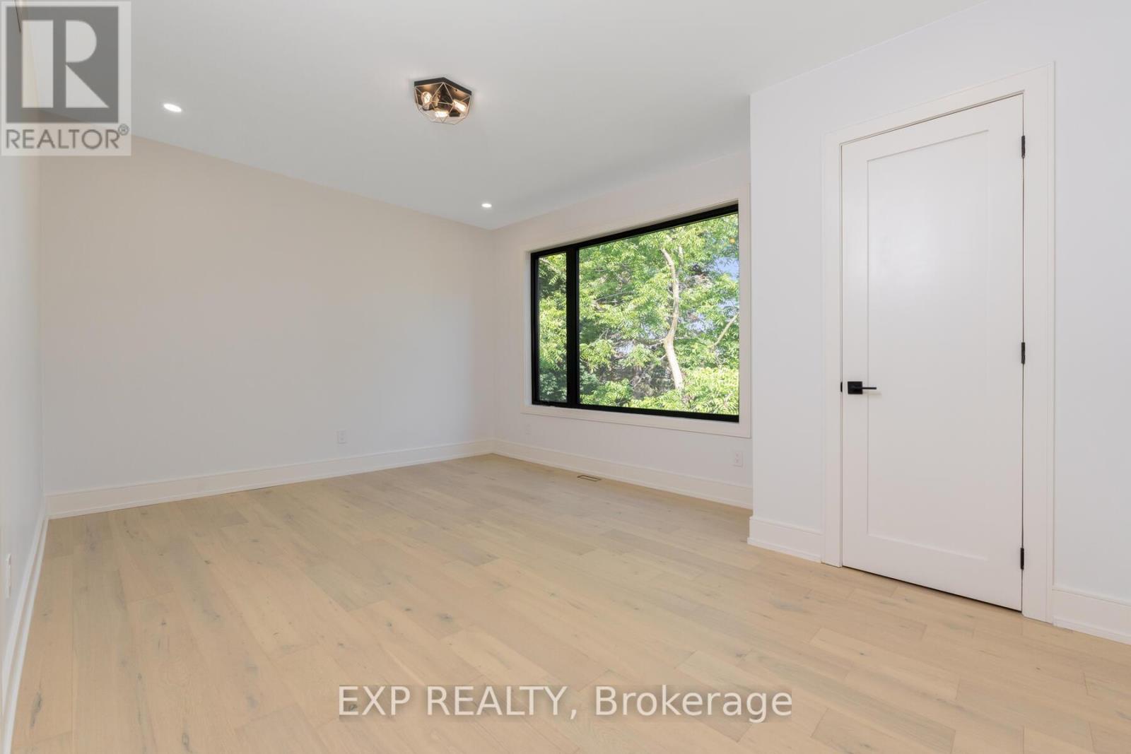 144 Stewart Street, Oakville, Ontario  L6K 1X9 - Photo 19 - W12118256