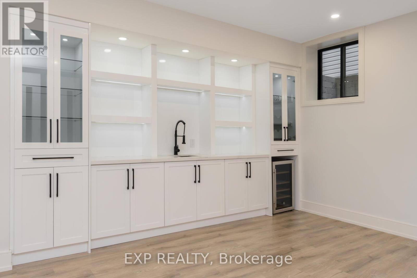 144 Stewart Street, Oakville, Ontario  L6K 1X9 - Photo 23 - W12118256