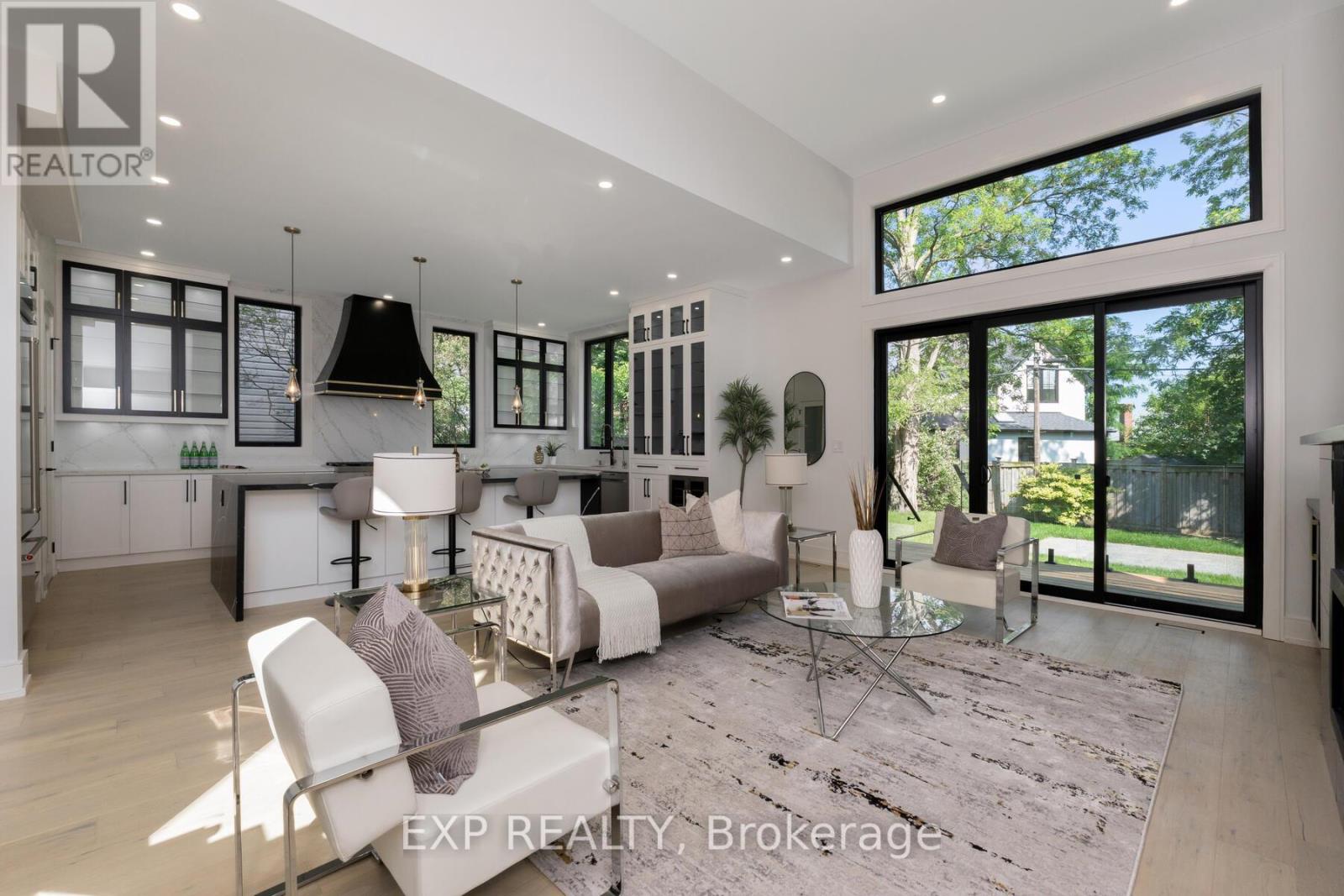 144 Stewart Street, Oakville, Ontario  L6K 1X9 - Photo 7 - W12118256