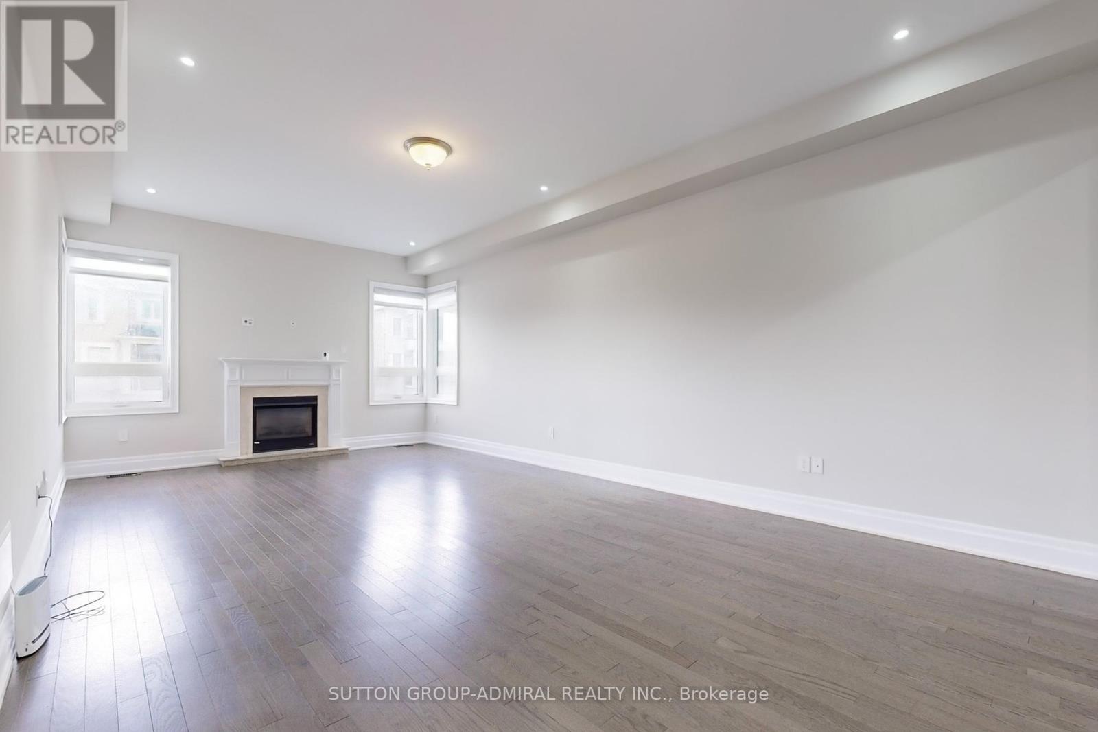 Property at 15 SETTLERS FIELD ROAD image 4