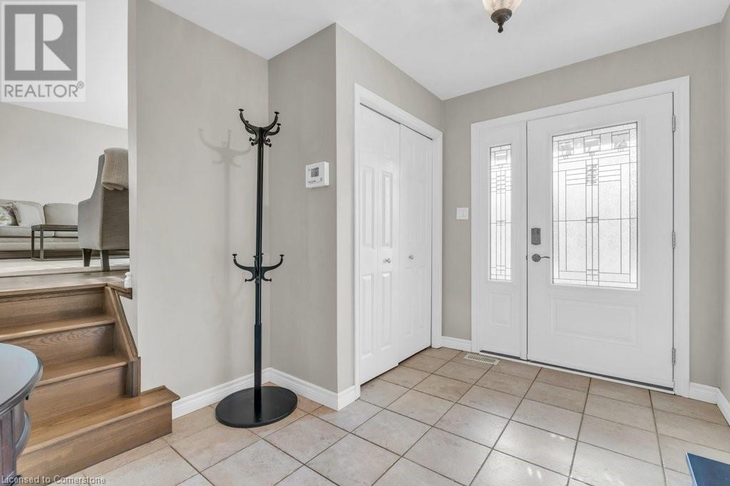 5 Schuurman Court, Guelph, Ontario  N1G 4K1 - Photo 4 - 40719294