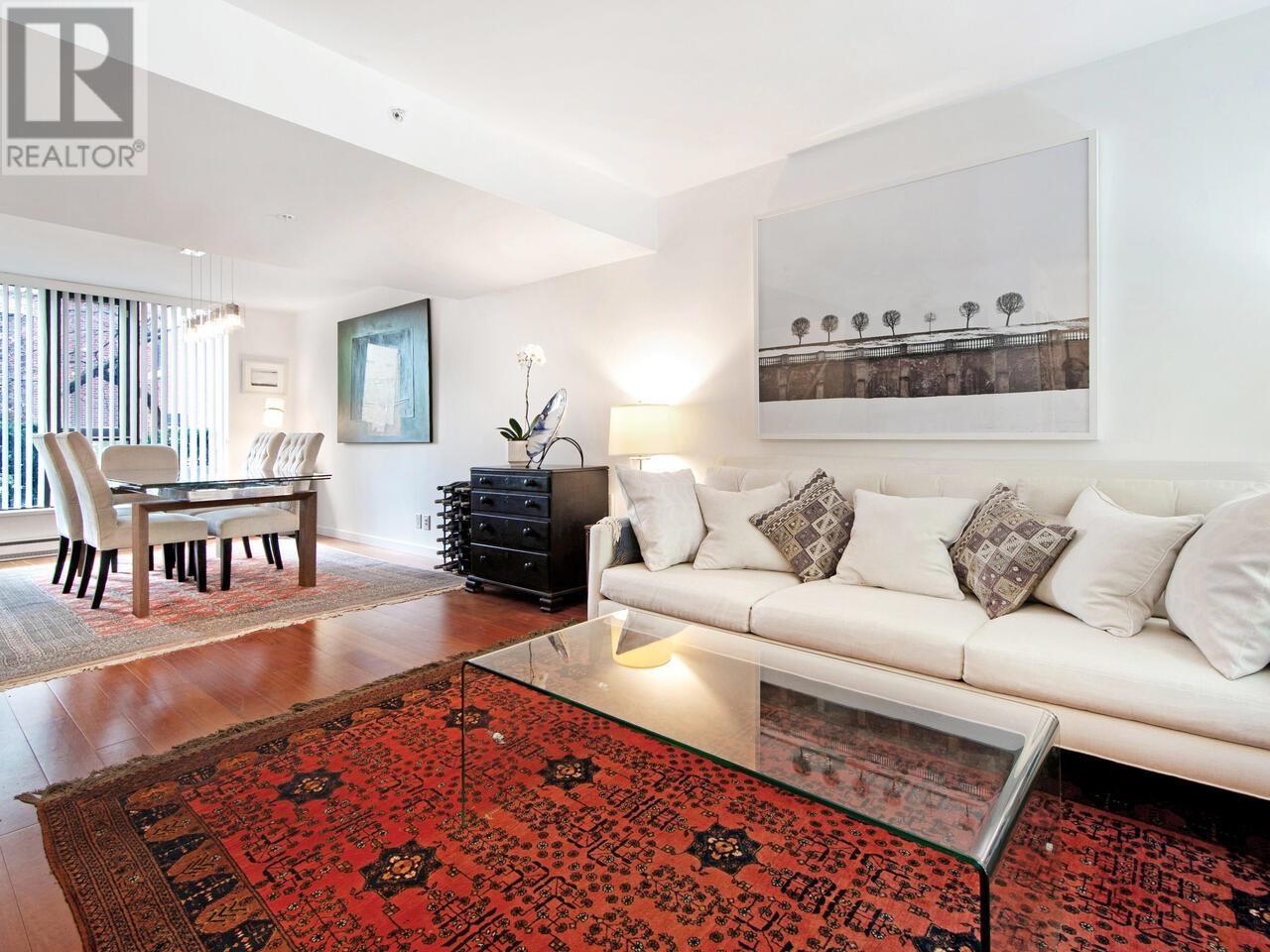 378 SMITHE STREET, Vancouver, British Columbia