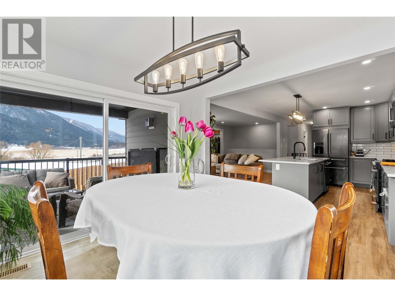2939 Wetaskiwin Road, Falkland, British Columbia  V0E 1W0 - Photo 26 - 10345493