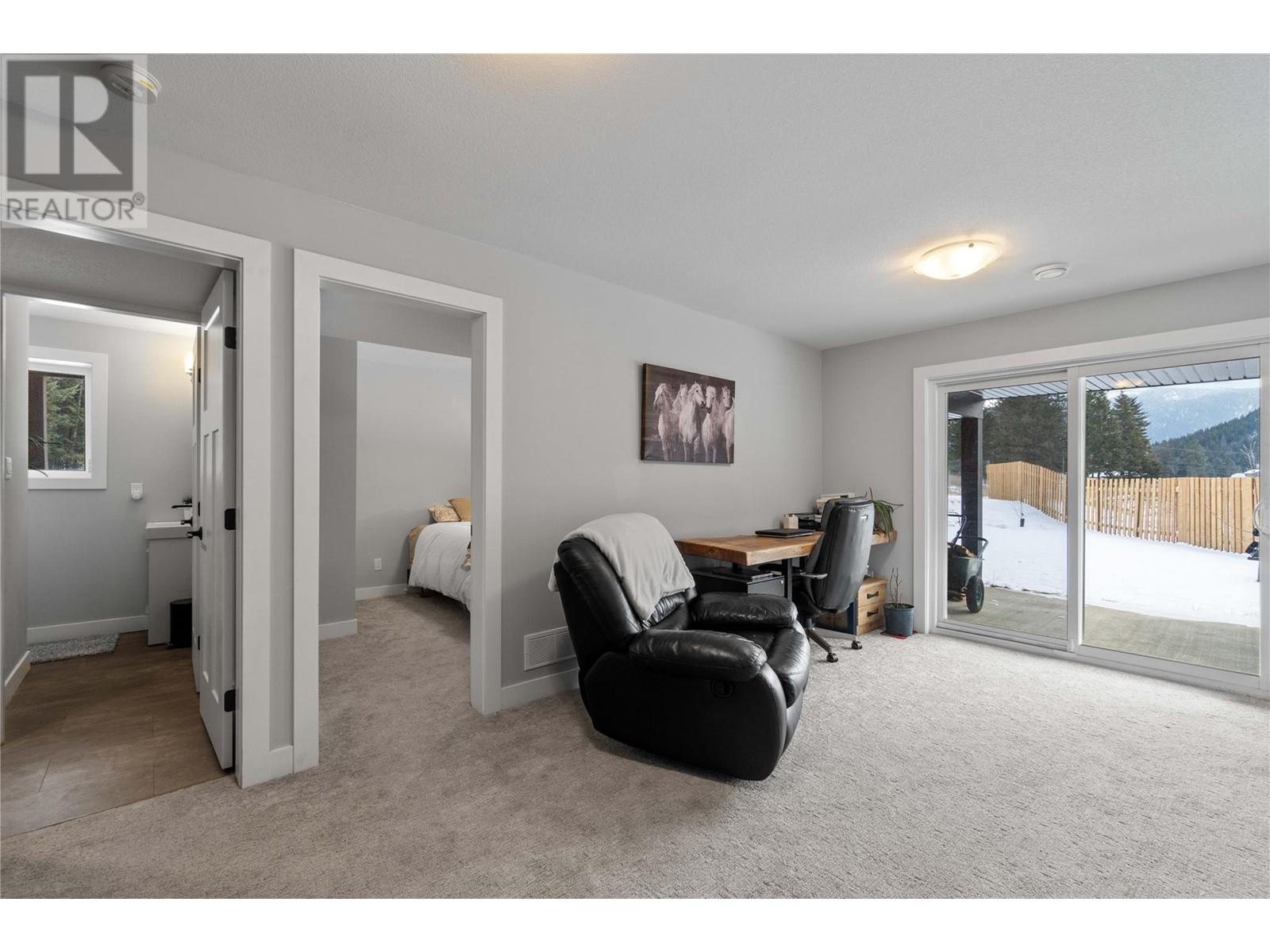 2939 Wetaskiwin Road, Falkland, British Columbia  V0E 1W0 - Photo 49 - 10345493