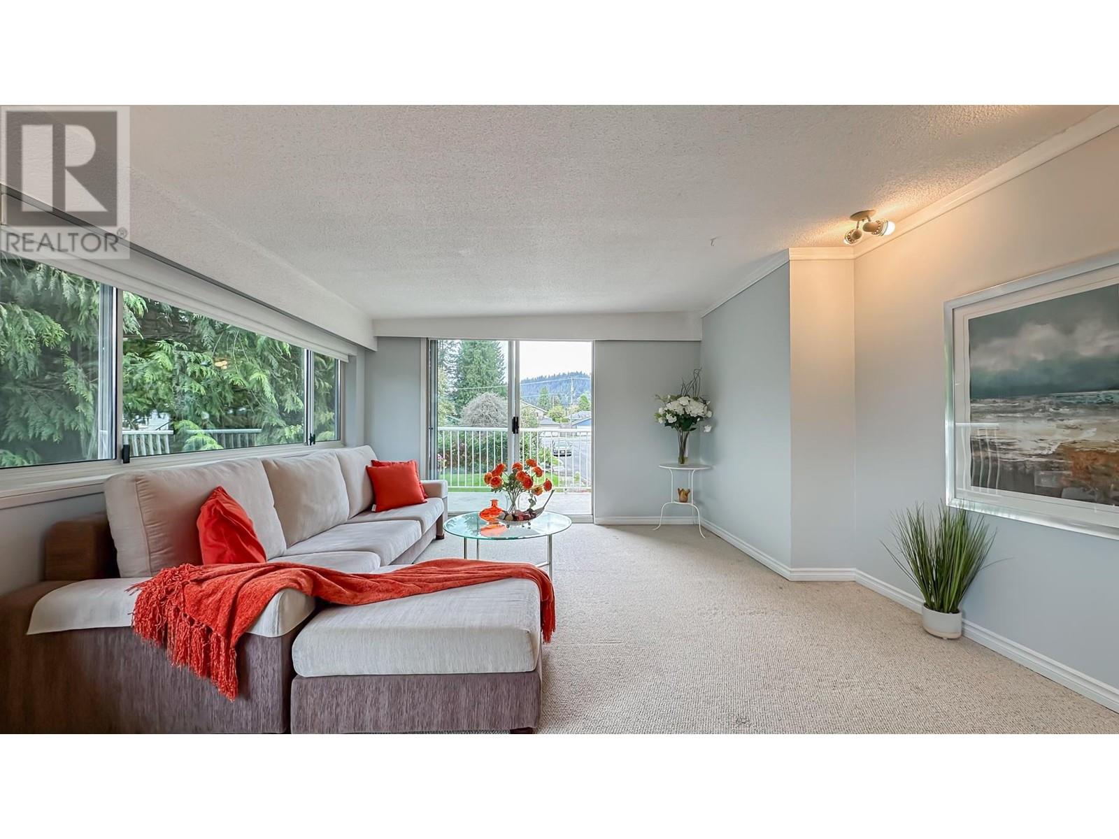916 Glenacre Court, Port Moody, British Columbia  V3H 1K1 - Photo 14 - R2995674