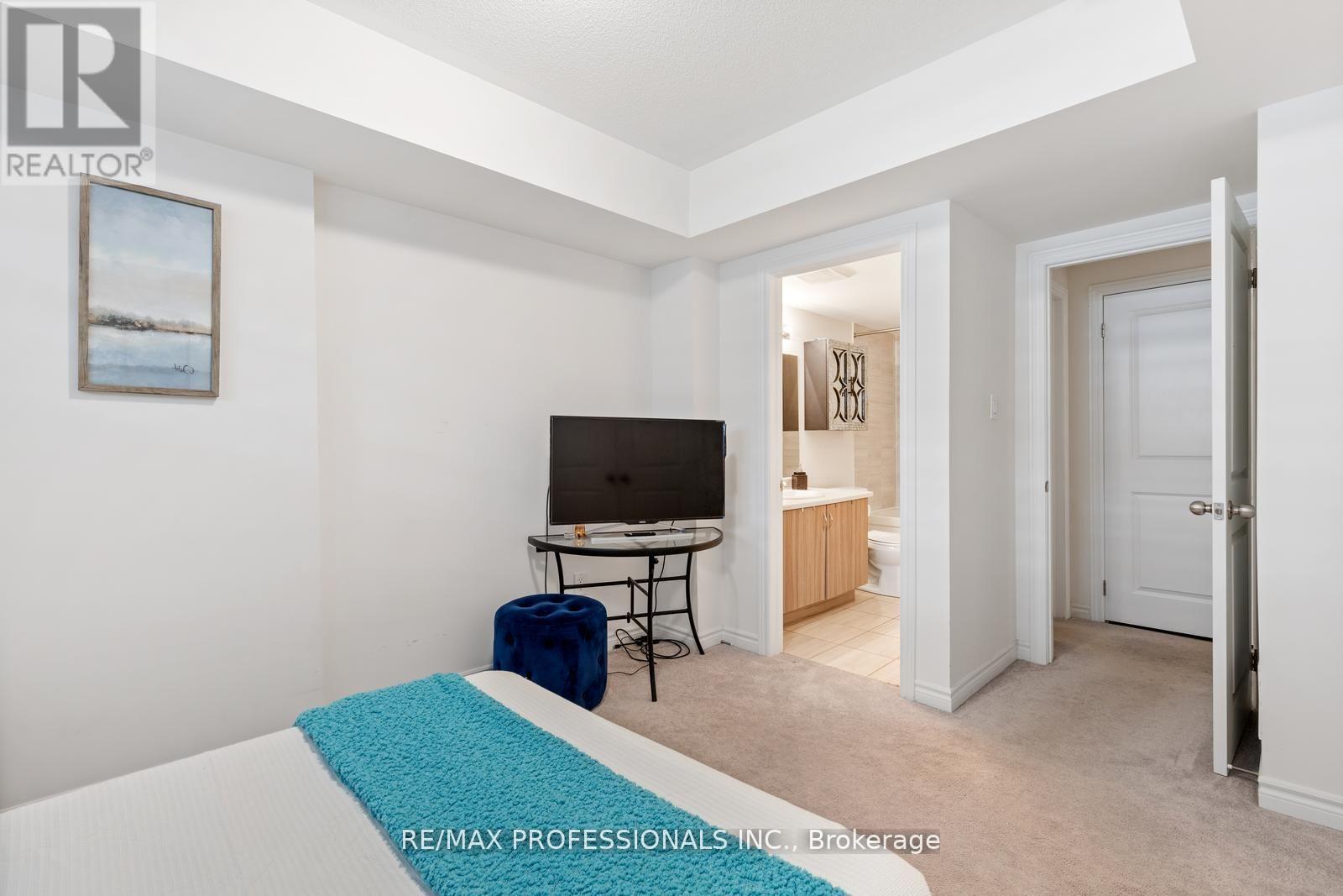57 - 1767 Rex Heath Drive, Pickering, Ontario  L1X 0E4 - Photo 11 - E12118300