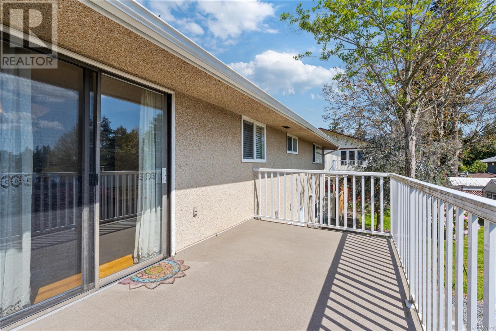 104 Burnett Rd, View Royal, British Columbia  V9B 4P7 - Photo 26 - 997257