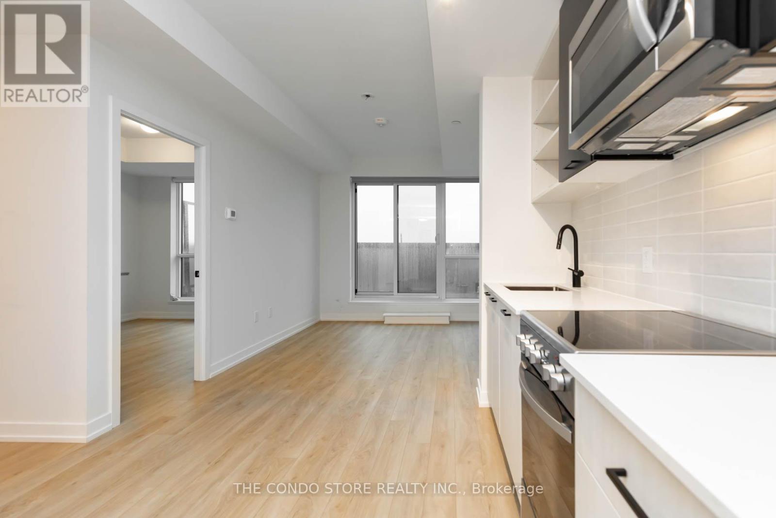 524 - 2300 St. Clair Avenue W, Toronto, Ontario  M6N 1K8 - Photo 13 - W12118298