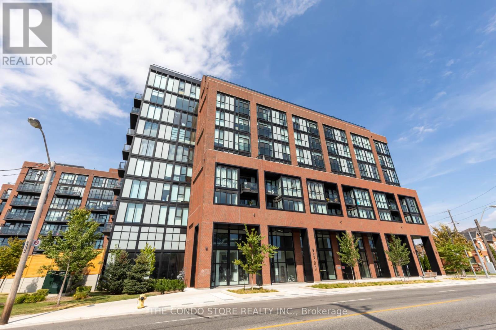 524 - 2300 St. Clair Avenue W, Toronto, Ontario  M6N 1K8 - Photo 35 - W12118298