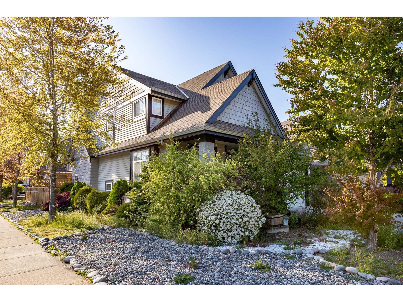 8375 209 Street, Langley, British Columbia  V2Y 0A3 - Photo 6 - R2997253