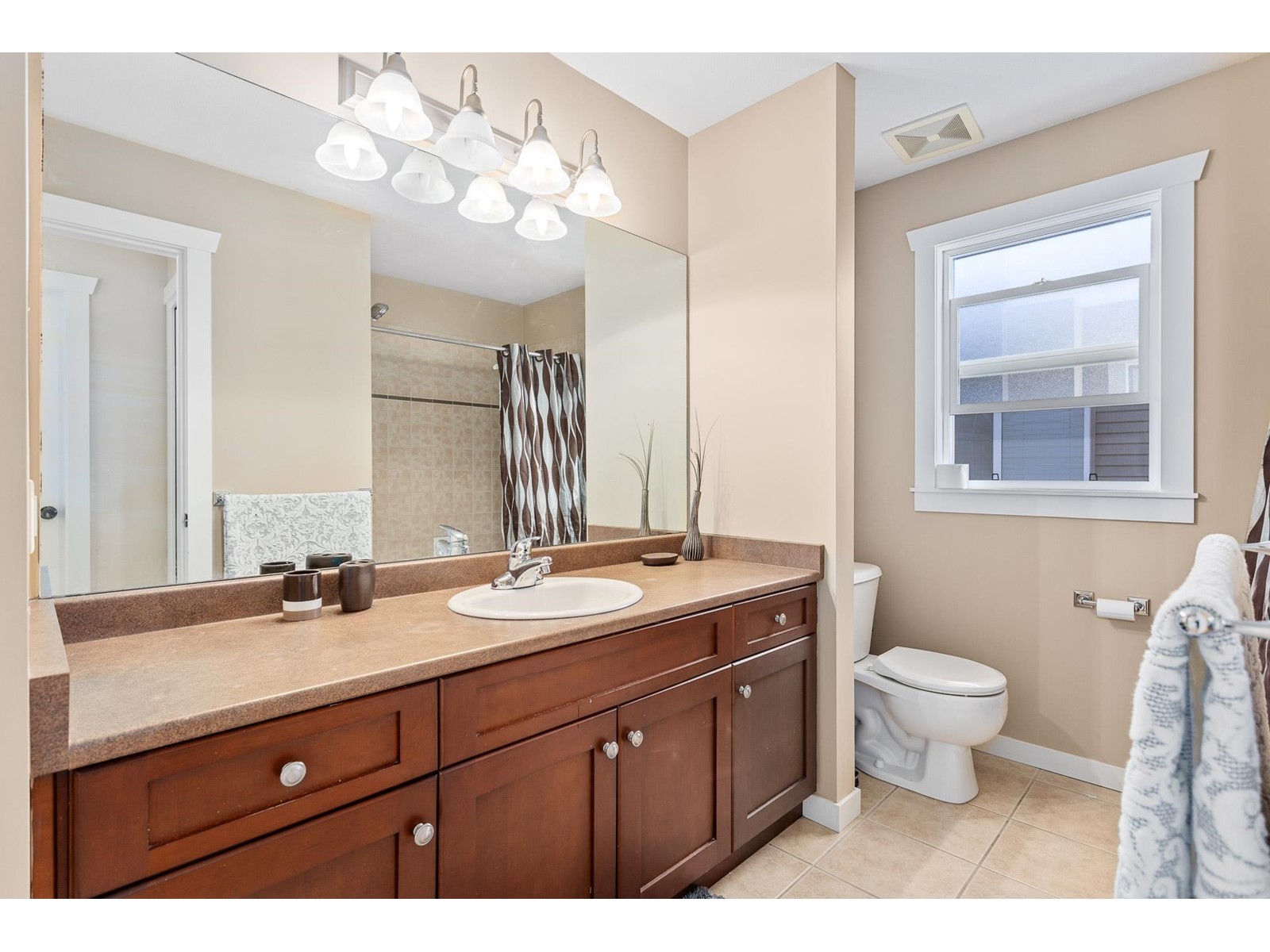 8375 209 Street, Langley, British Columbia  V2Y 0A3 - Photo 30 - R2997253