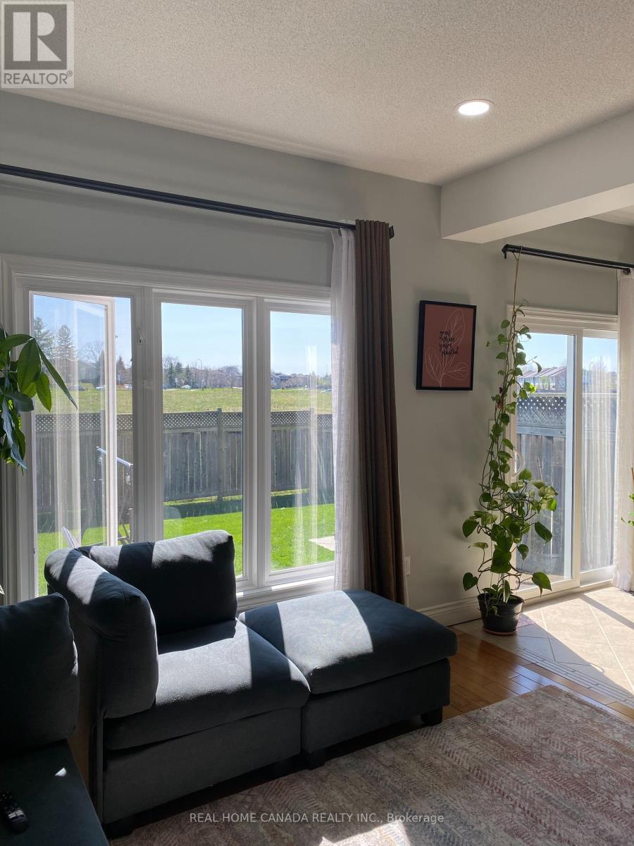 2 - 370 Stonehenge Drive, Hamilton, Ontario  L9K 0H9 - Photo 6 - X12118305