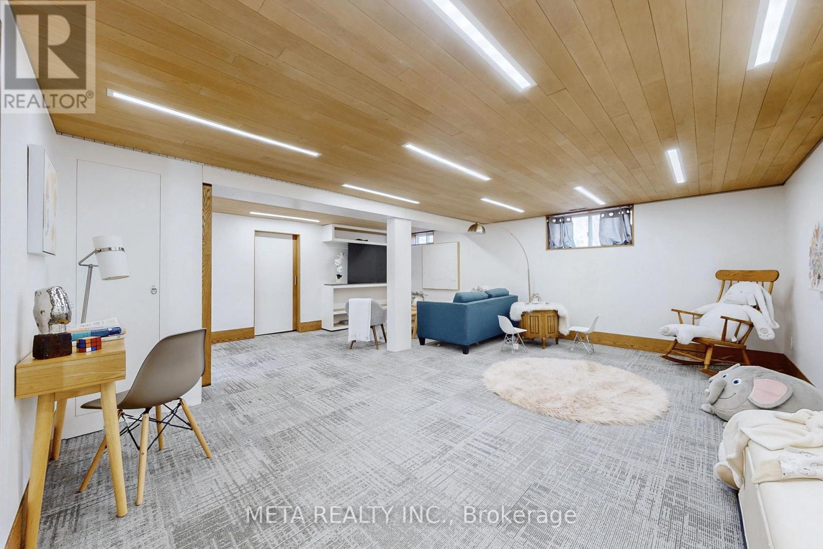 21 Tayrow Road, Toronto, Ontario  M9W 2T8 - Photo 29 - W12116683