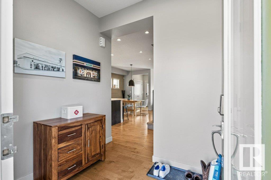711 Secord Bv Nw, Edmonton, Alberta  T5T 7A8 - Photo 7 - E4433862