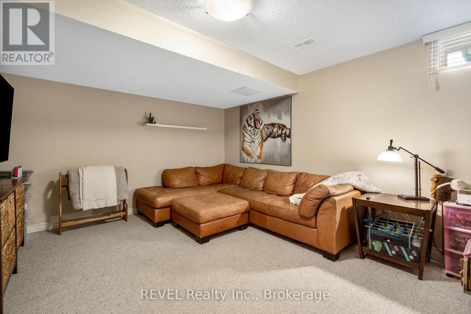 11 - 6118 Kelsey Crescent, Niagara Falls (Forestview), Ontario  L2H 0M6 - Photo 22 - X12118339