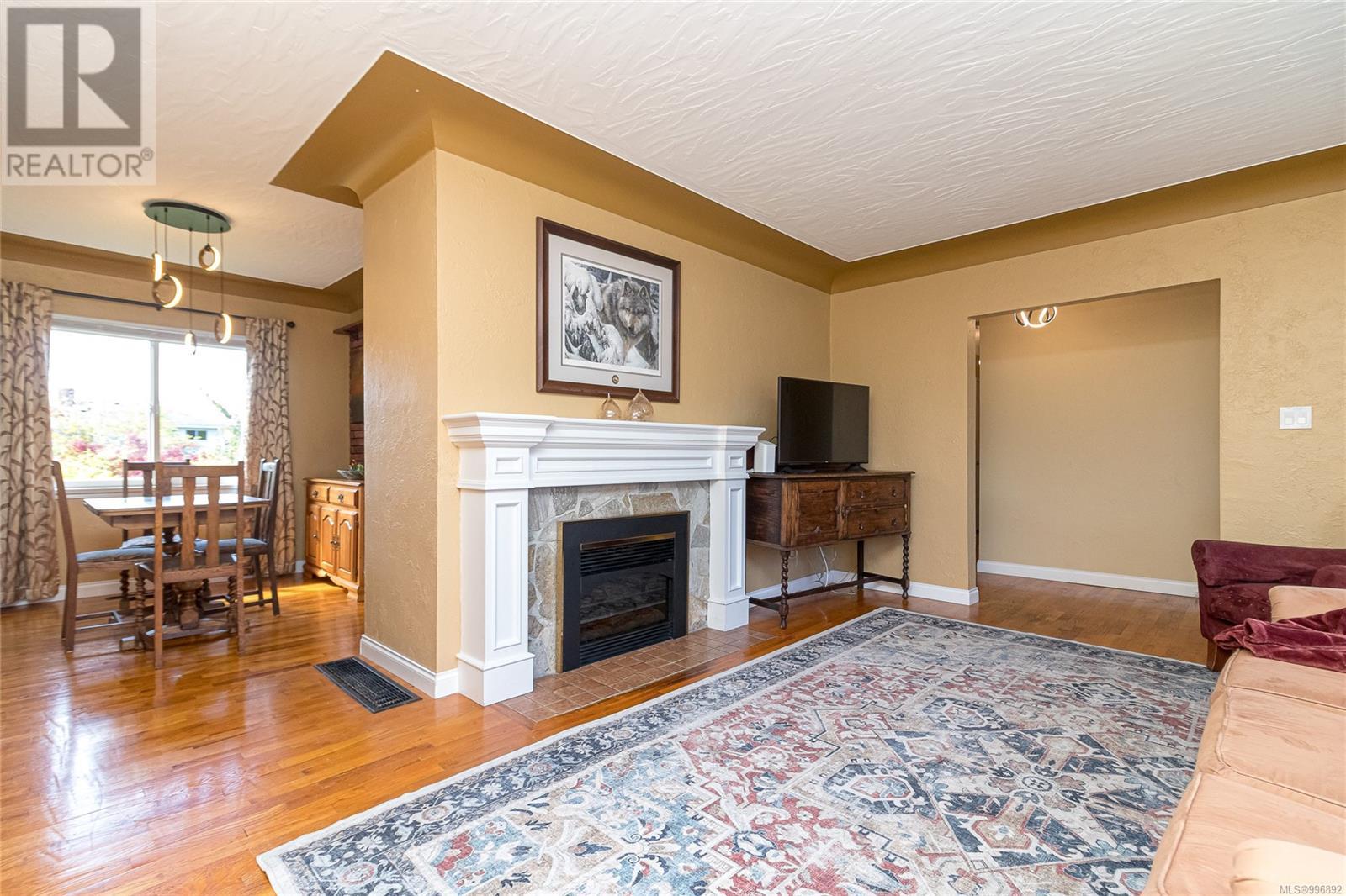 591 Baxter Ave, Saanich, British Columbia  V8Z 2G8 - Photo 7 - 996892