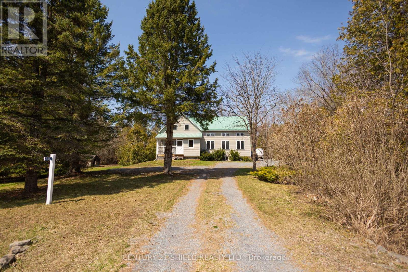 19867 Kenyon Rd Concession 1, North Glengarry, Ontario  K0C 1A0 - Photo 2 - X12118361