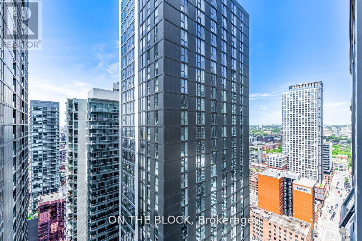 3805 - 115 Blue Jays Way, Toronto (Waterfront Communities), Ontario  M5V 0N4 - Photo 24 - C12118333