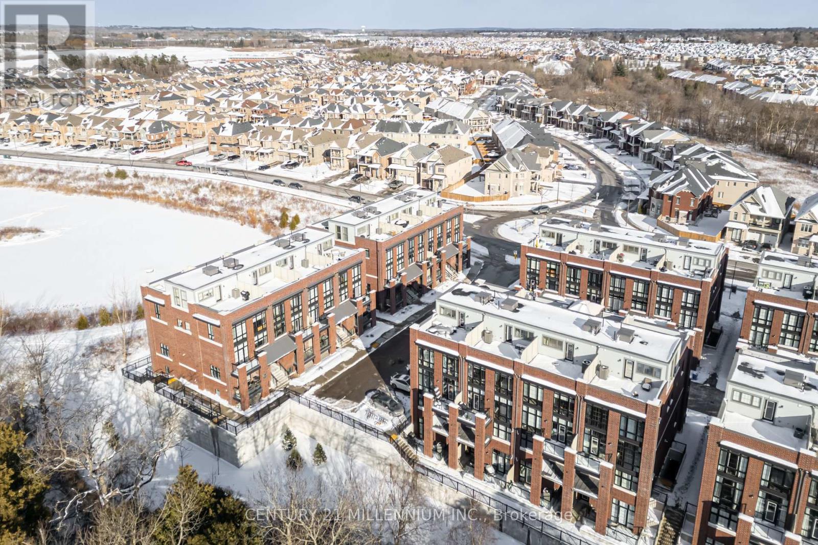 340 - 19 Bellcastle Gate, Whitchurch-Stouffville (Stouffville), Ontario  L4A 4T4 - Photo 40 - N12118352