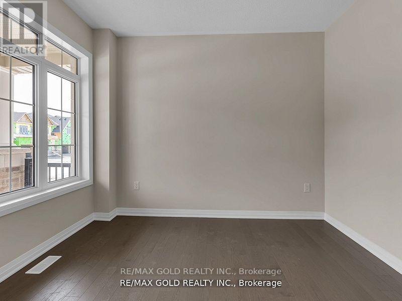 Property at 1530 PRENTICE ROAD image 4