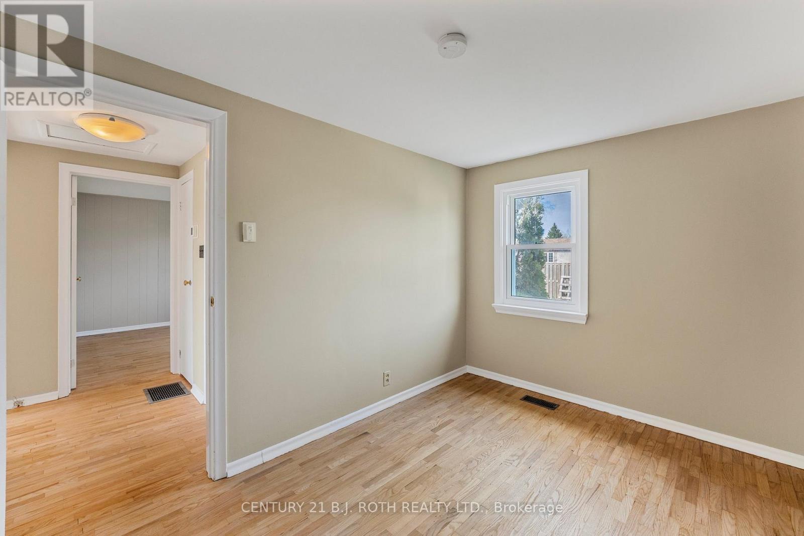 58 Skyline Drive, Orillia, Ontario  L3V 3V9 - Photo 19 - S12118360