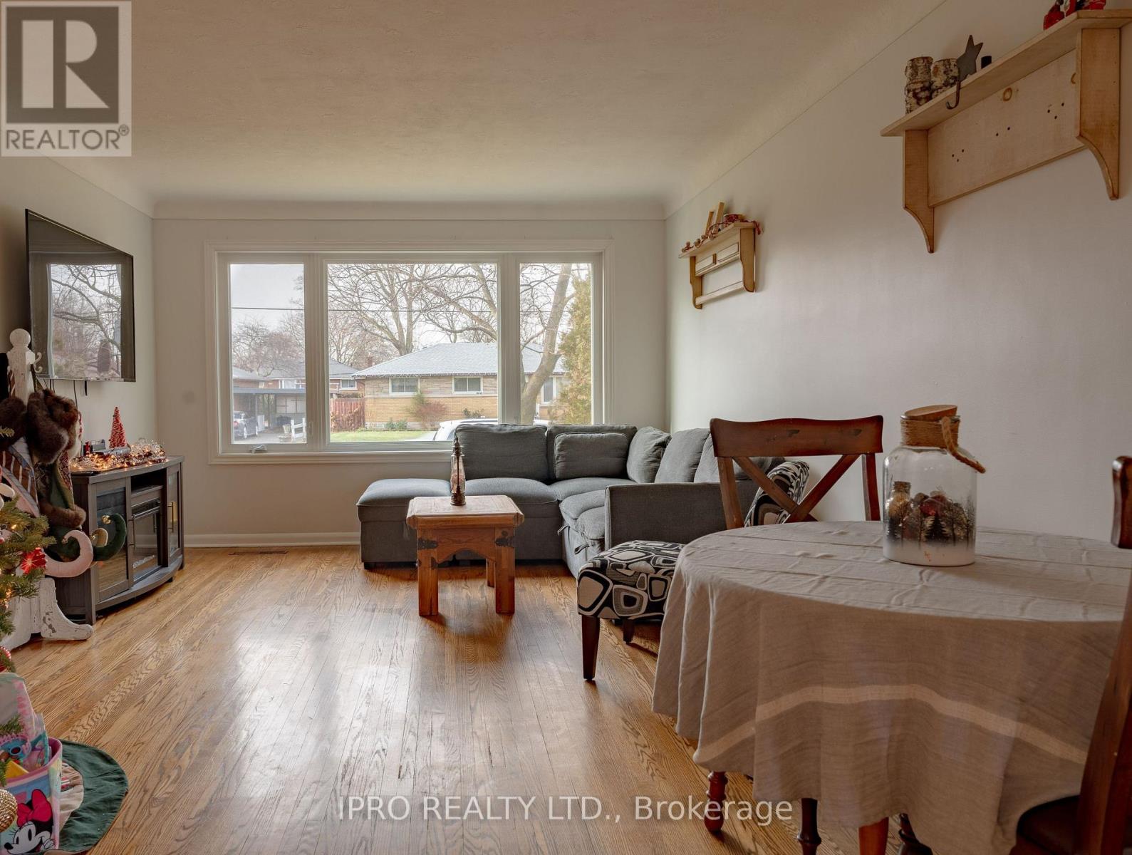 424 Bunting Road W, St. Catharines, Ontario  L2M 3Z4 - Photo 3 - X12116909