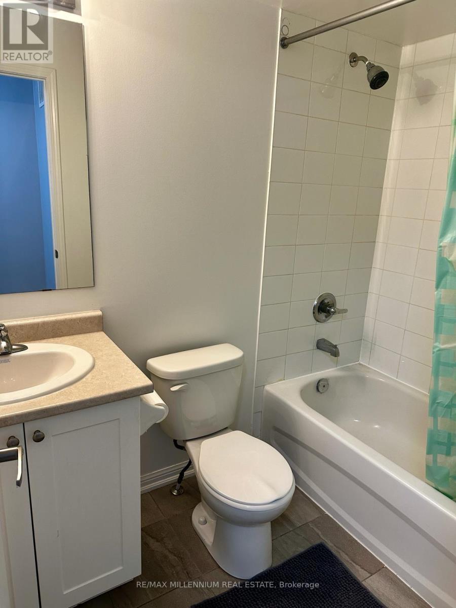 275 - 250 Sunny Meadow Boulevard, Brampton (Sandringham-Wellington), Ontario  L6R 3Y6 - Photo 19 - W12118385