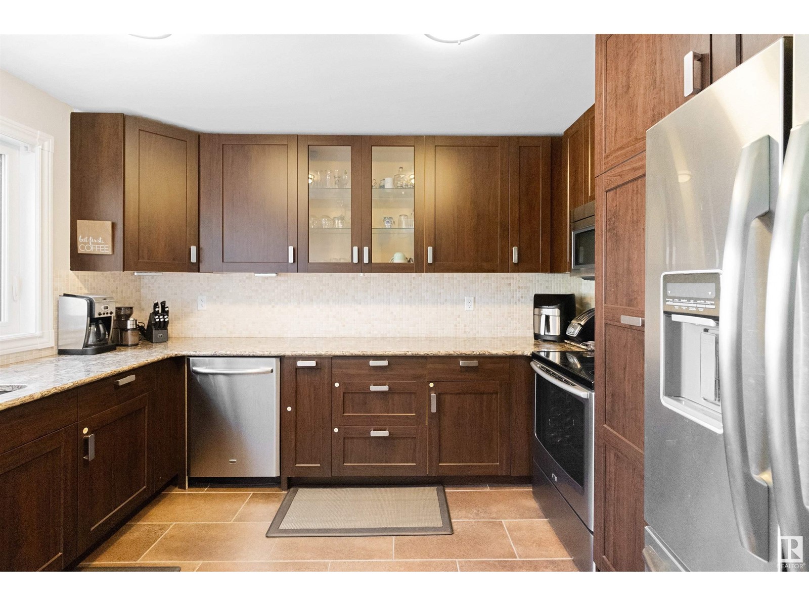 6303 37 Av Nw, Edmonton, Alberta  T6L 1V1 - Photo 7 - E4433863