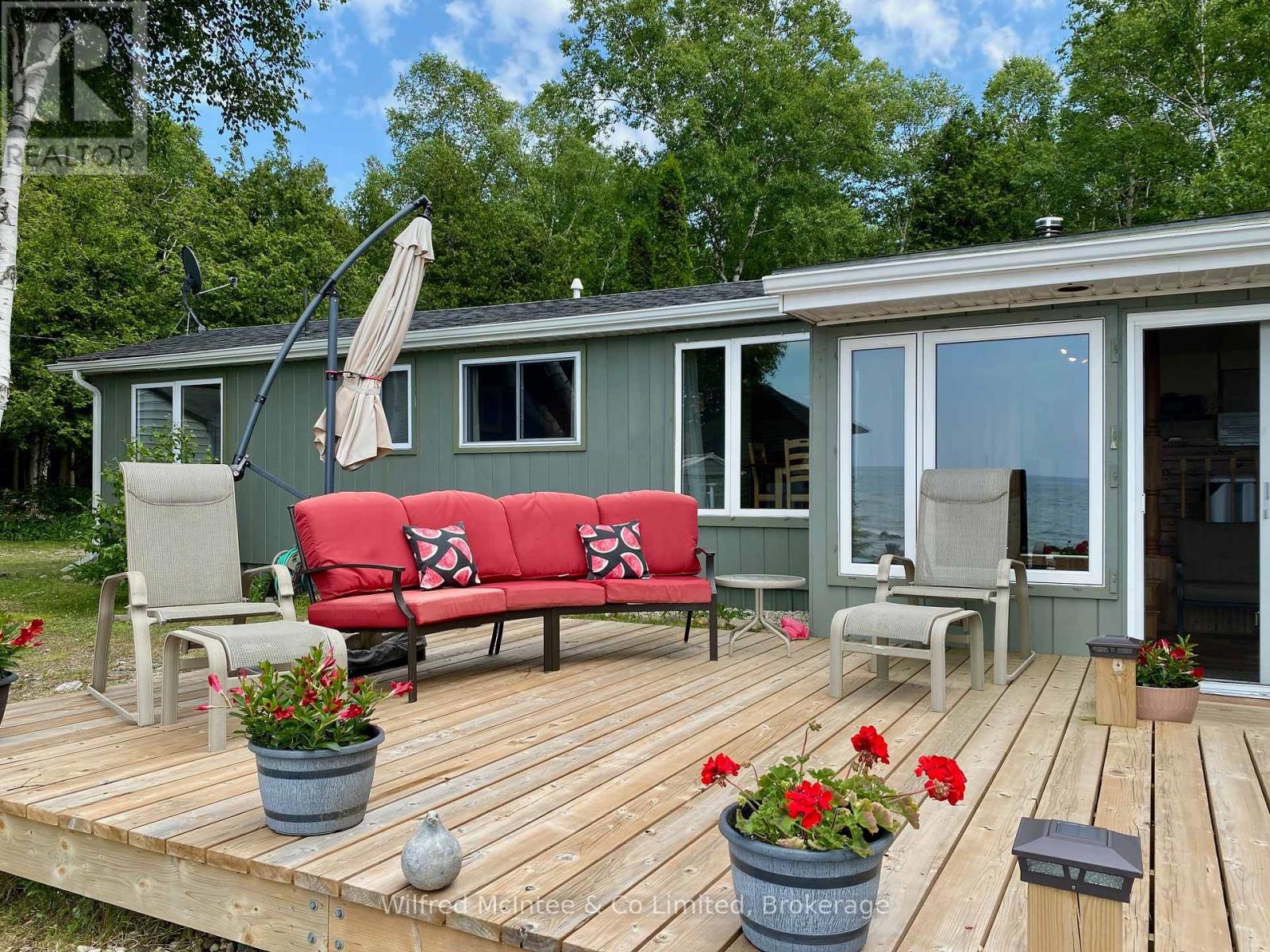 915 Bruce Road 13 Road, Native Leased Lands, Ontario  N0H 2L0 - Photo 11 - X12115967