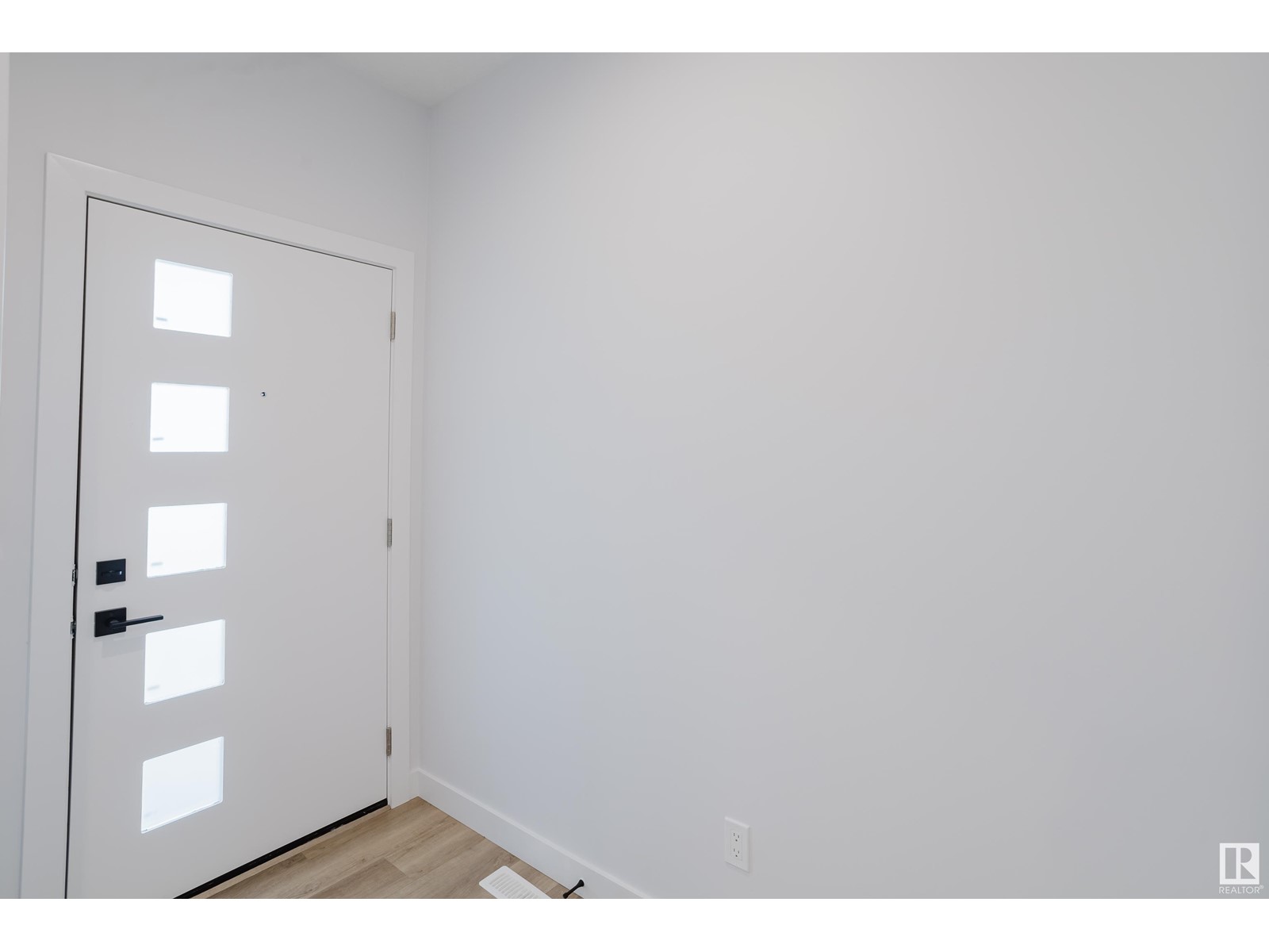 280 Munn Wy, Leduc, Alberta  T9E 0S9 - Photo 4 - E4433867