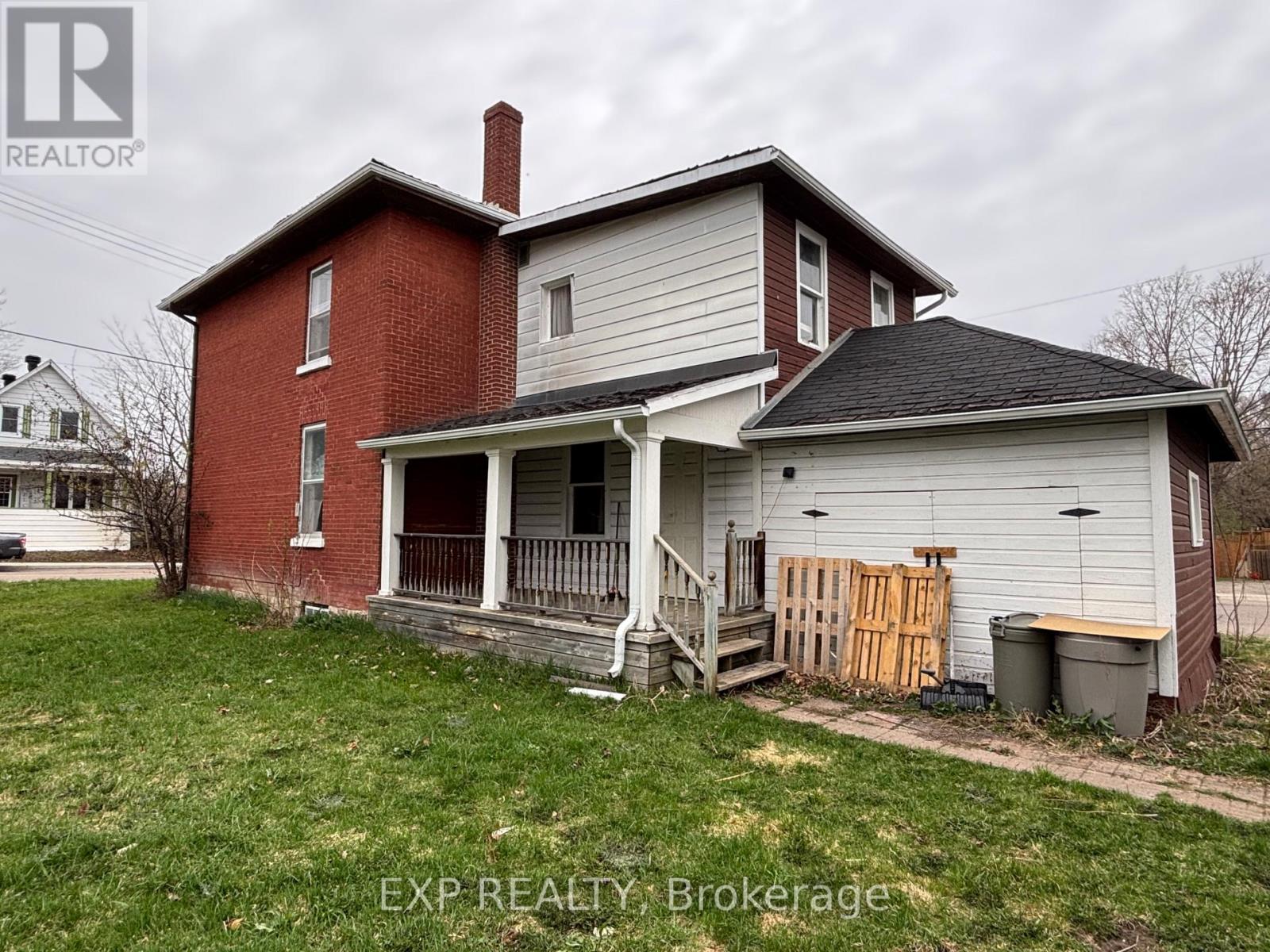 Property at 83 QUEEN STREET S image 5