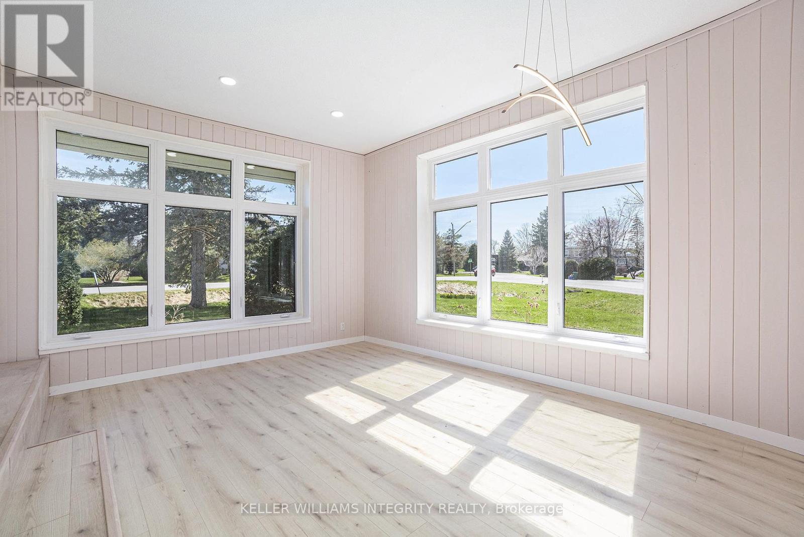 1401 Lowen Drive, Ottawa, Ontario  K1V 1H3 - Photo 11 - X12118392