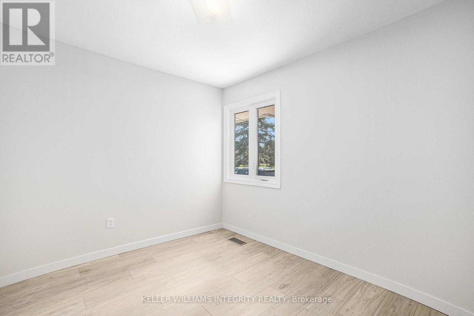 1401 Lowen Drive, Ottawa, Ontario  K1V 1H3 - Photo 19 - X12118392