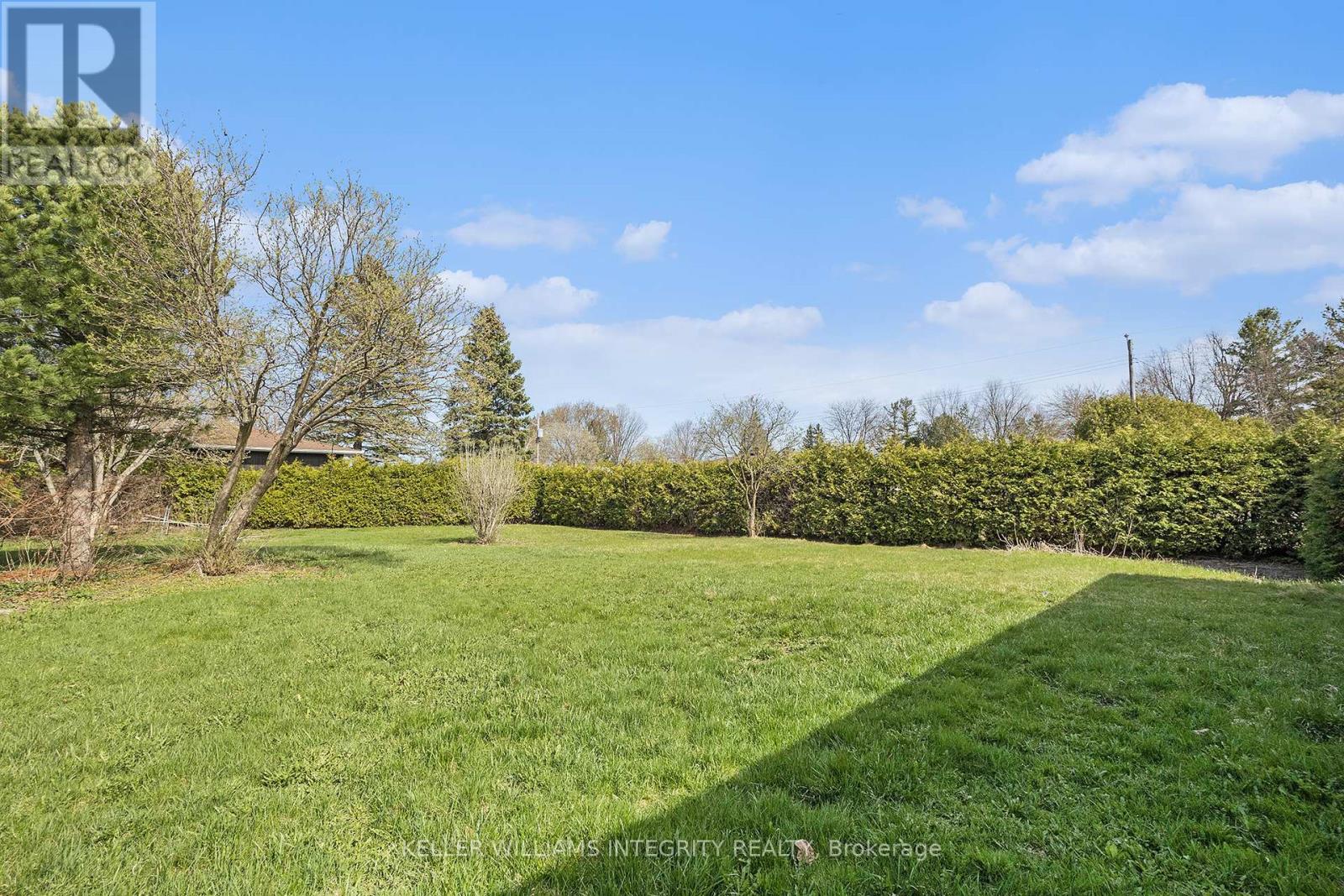 1401 Lowen Drive, Ottawa, Ontario  K1V 1H3 - Photo 27 - X12118392