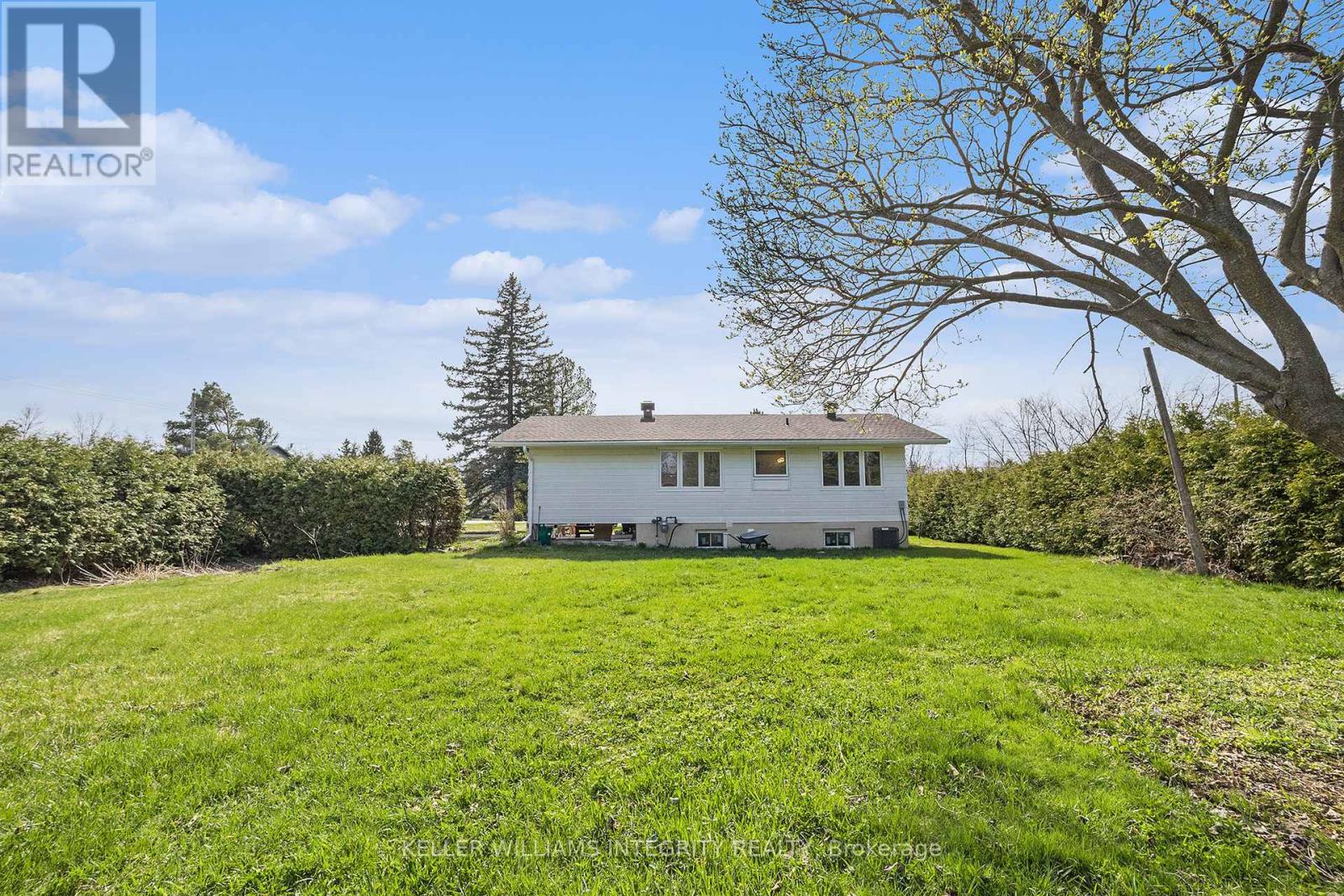 1401 Lowen Drive, Ottawa, Ontario  K1V 1H3 - Photo 29 - X12118392