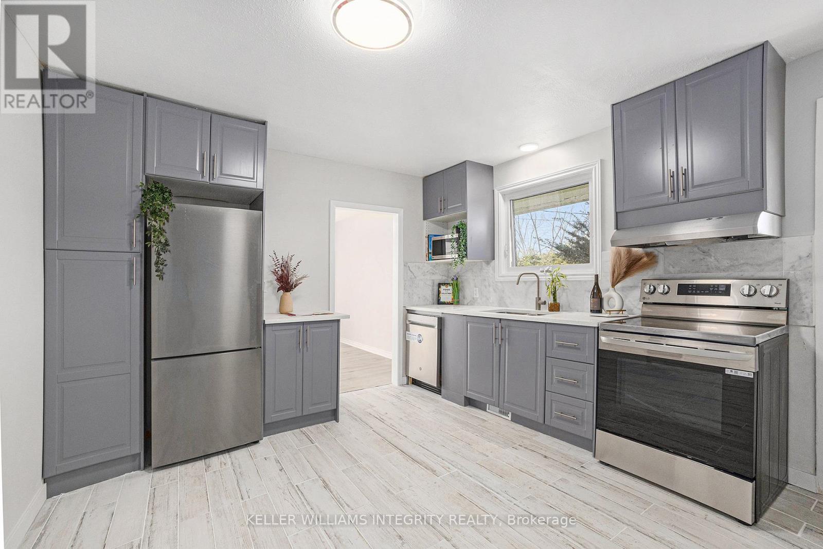 Property at 1401 LOWEN DRIVE image 3