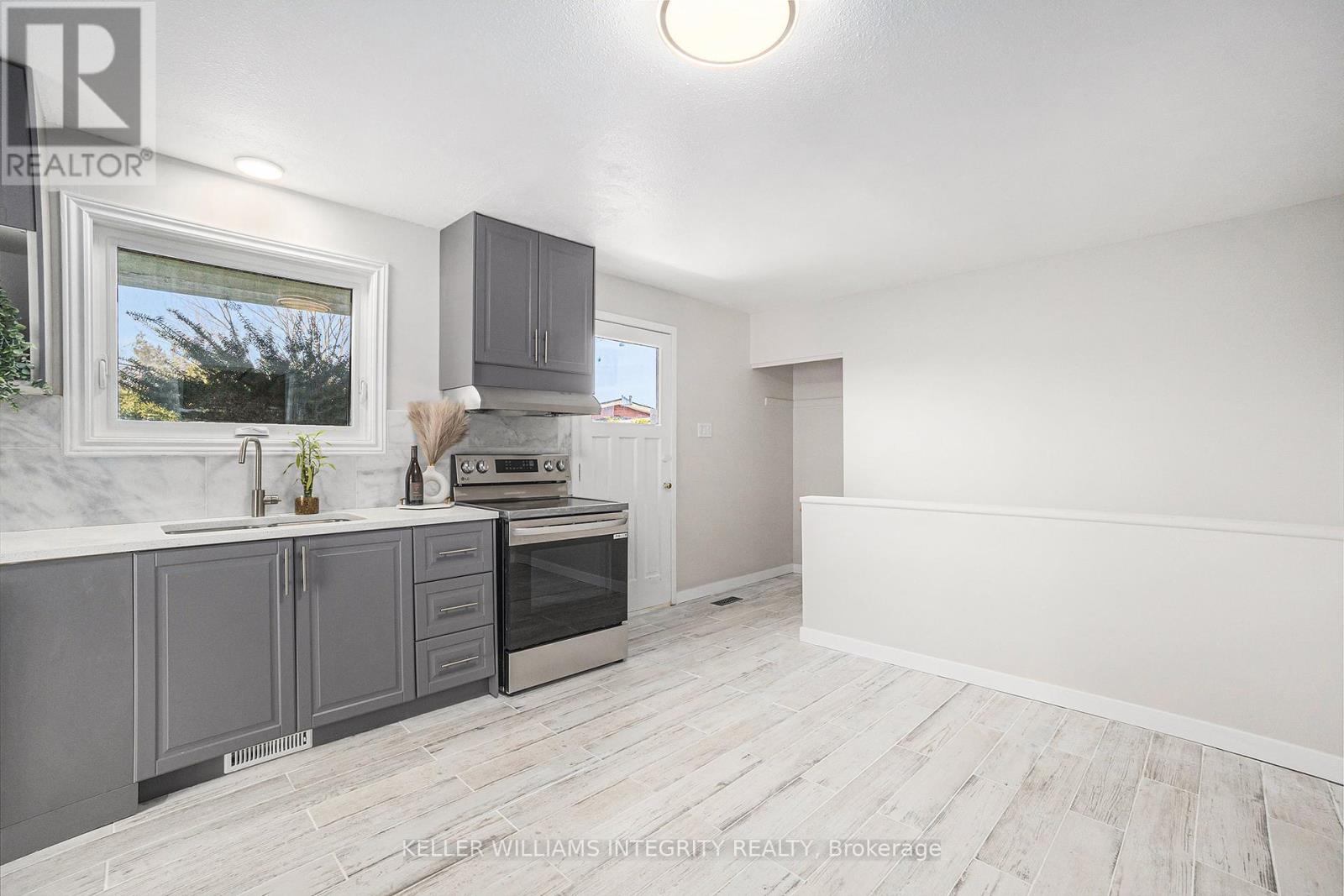 Property at 1401 LOWEN DRIVE image 4
