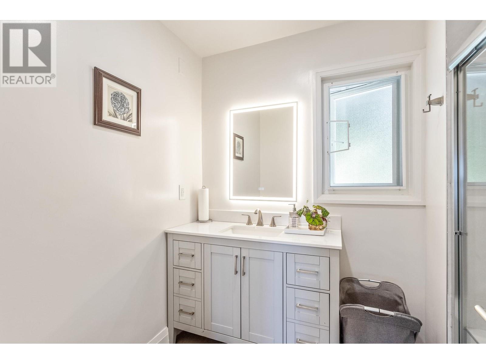 1111 Gilston Road, West Vancouver, British Columbia  V7S 2E7 - Photo 13 - R2997254