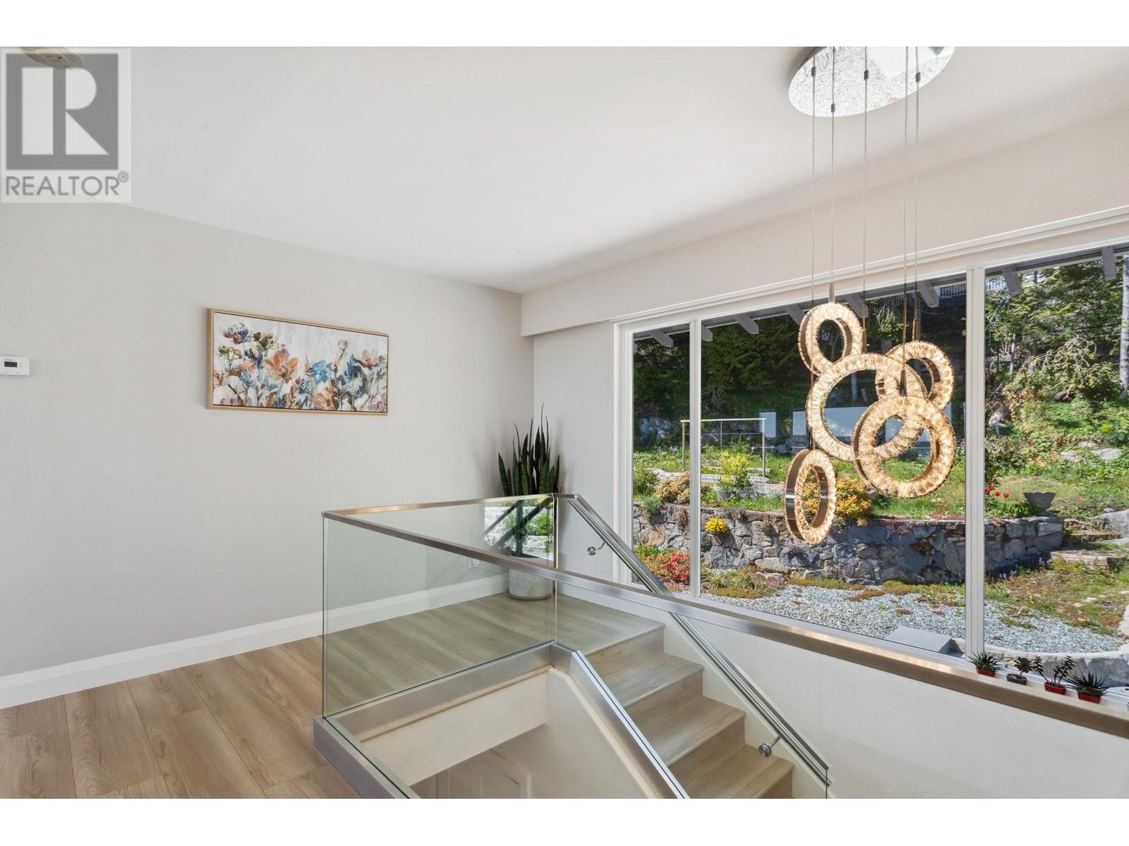 1111 Gilston Road, West Vancouver, British Columbia  V7S 2E7 - Photo 8 - R2997254