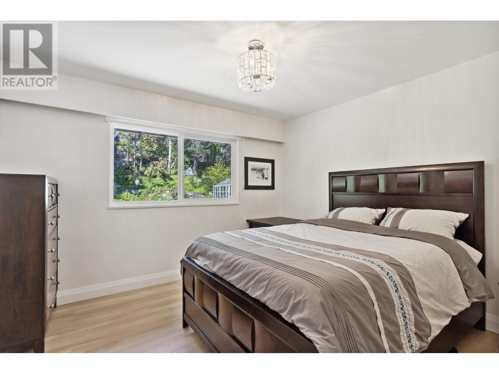 1111 Gilston Road, West Vancouver, British Columbia  V7S 2E7 - Photo 9 - R2997254