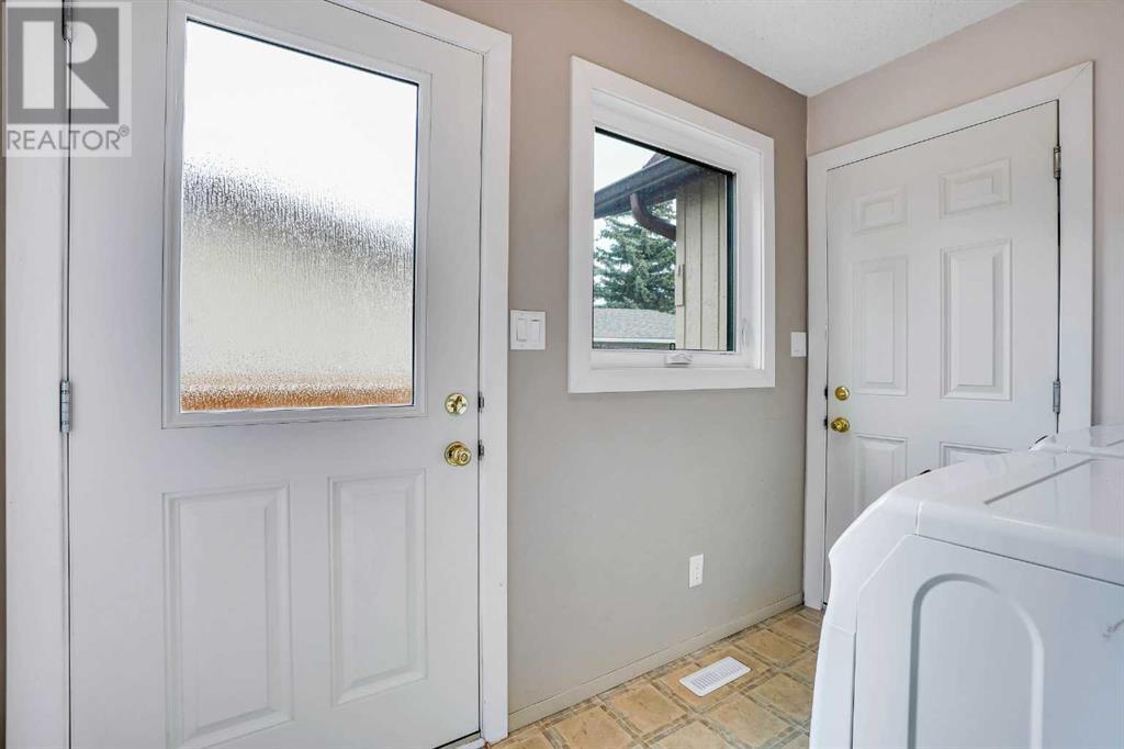 30 Athabasca Crescent, Crossfield, Alberta  T0M 0S0 - Photo 13 - A2215731