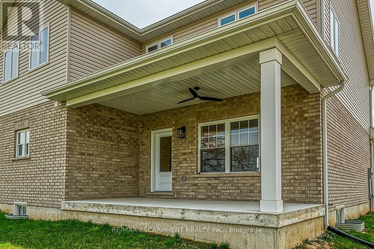 8184 Airport Road E, Hamilton (Mount Hope), Ontario  L0R 1W0 - Photo 41 - X12116797
