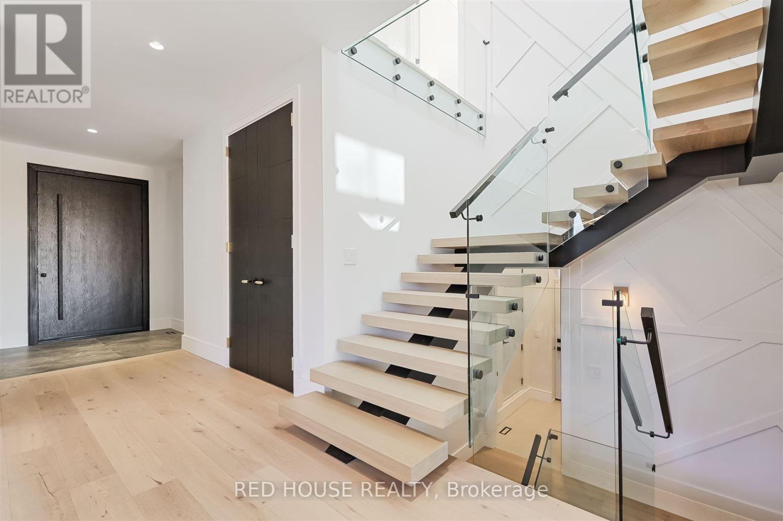 Property at 27 INVERLEIGH DRIVE image 4