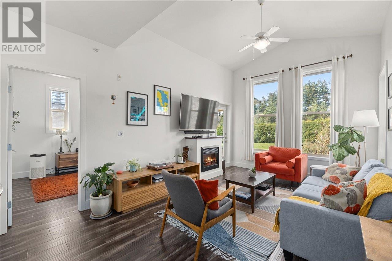 406 265 Ross Drive, New Westminster, British Columbia  V3L 0C8 - Photo 3 - R2987921