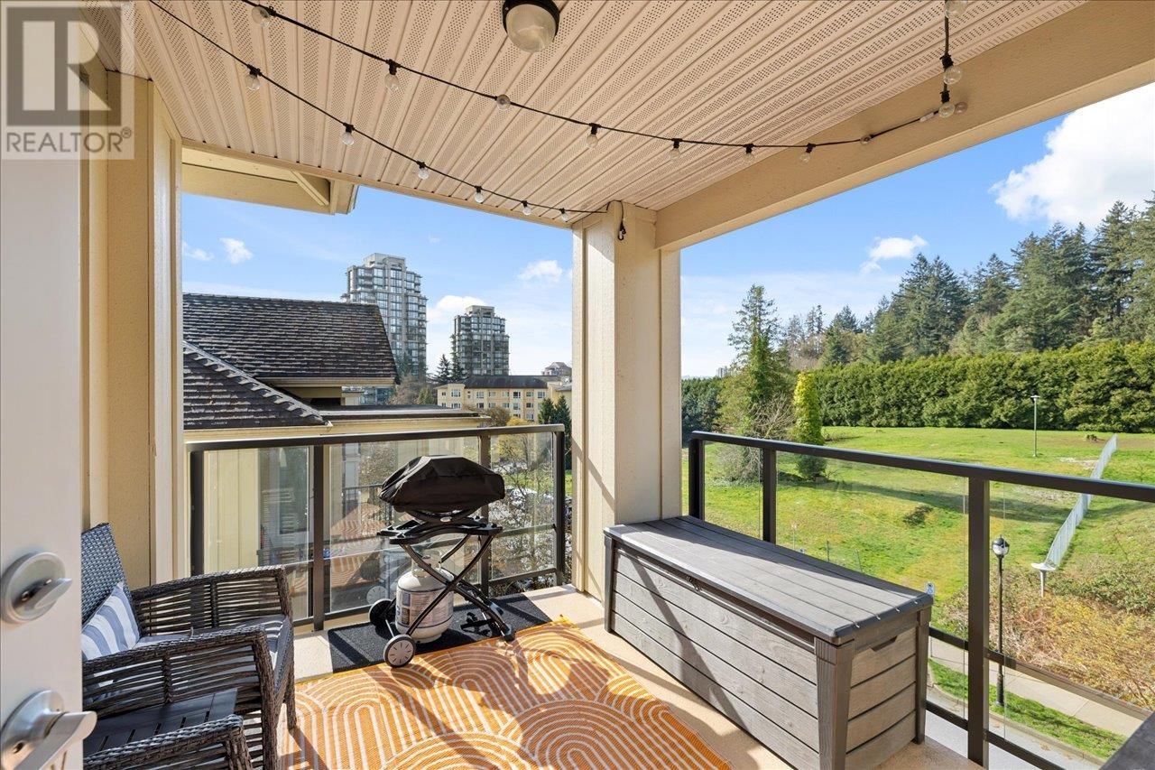 406 265 Ross Drive, New Westminster, British Columbia  V3L 0C8 - Photo 1 - R2987921