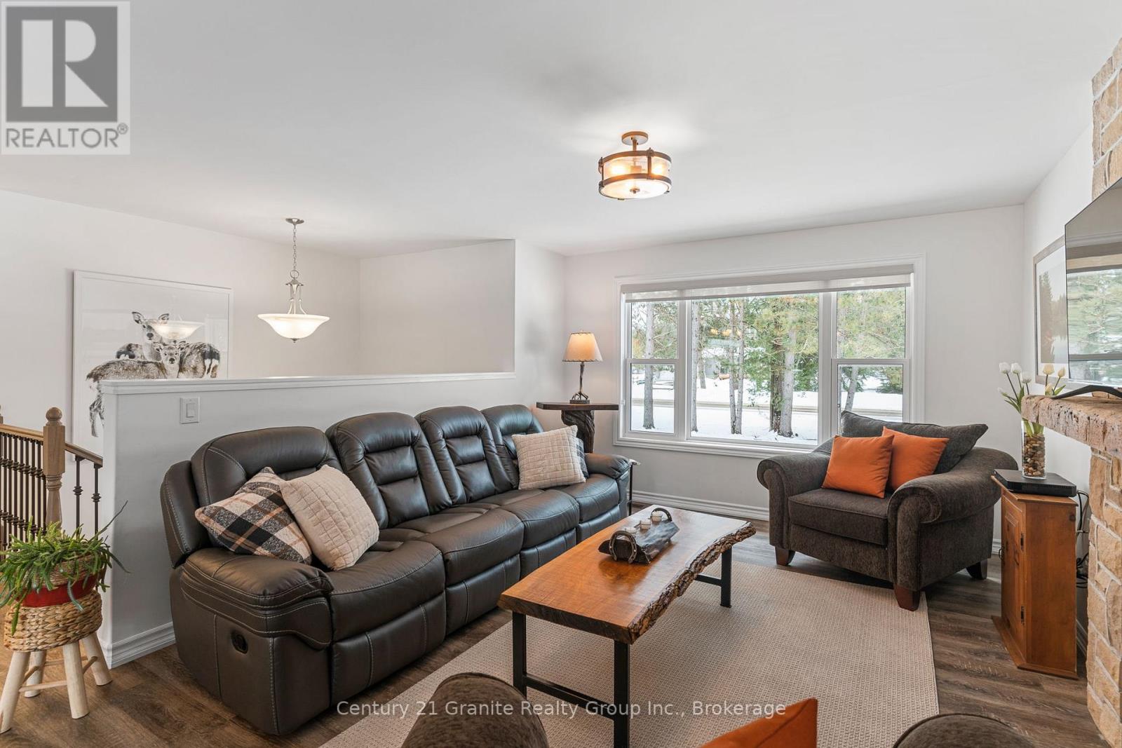 460 Bobcaygeon Road, Minden Hills, Ontario  K0M 2K0 - Photo 16 - X12037250